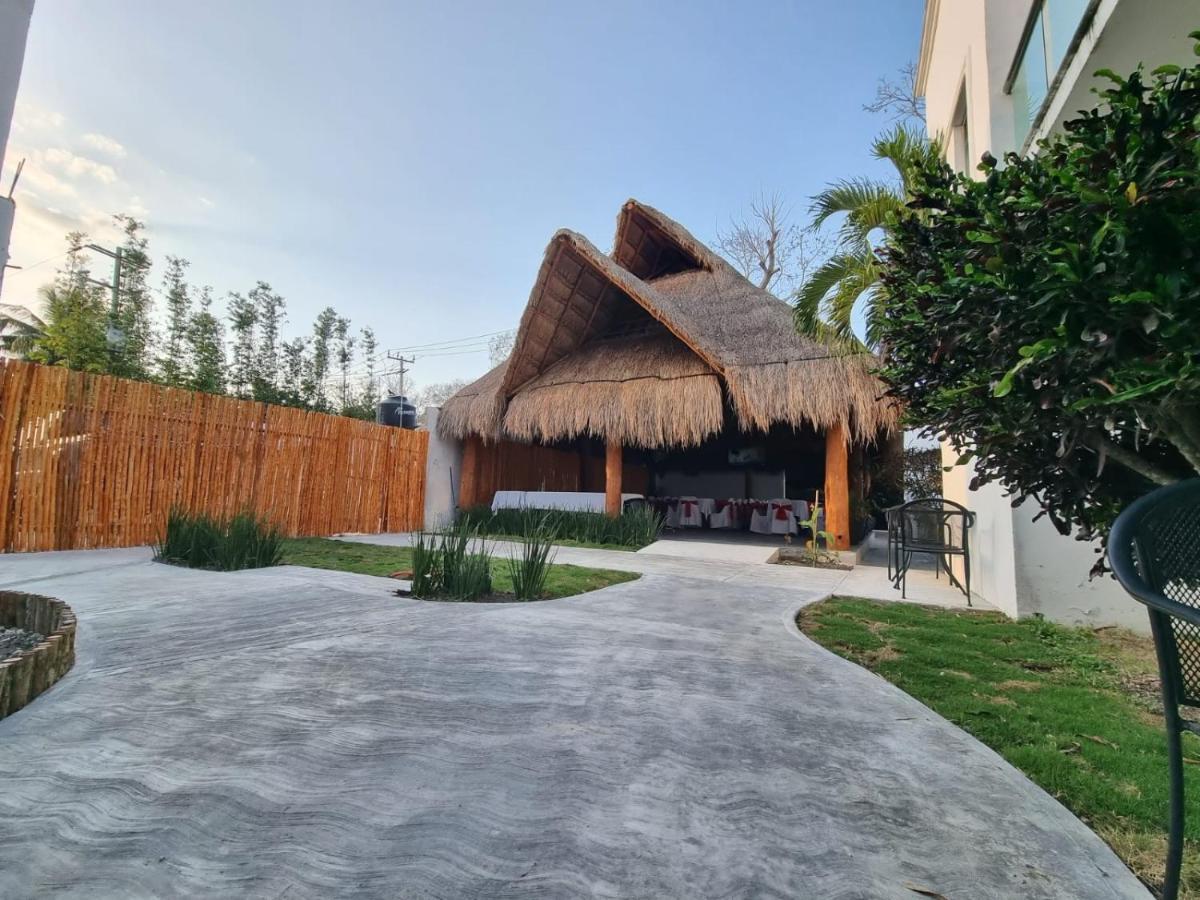 Hotel Casa Maran Xpujil Ngoại thất bức ảnh