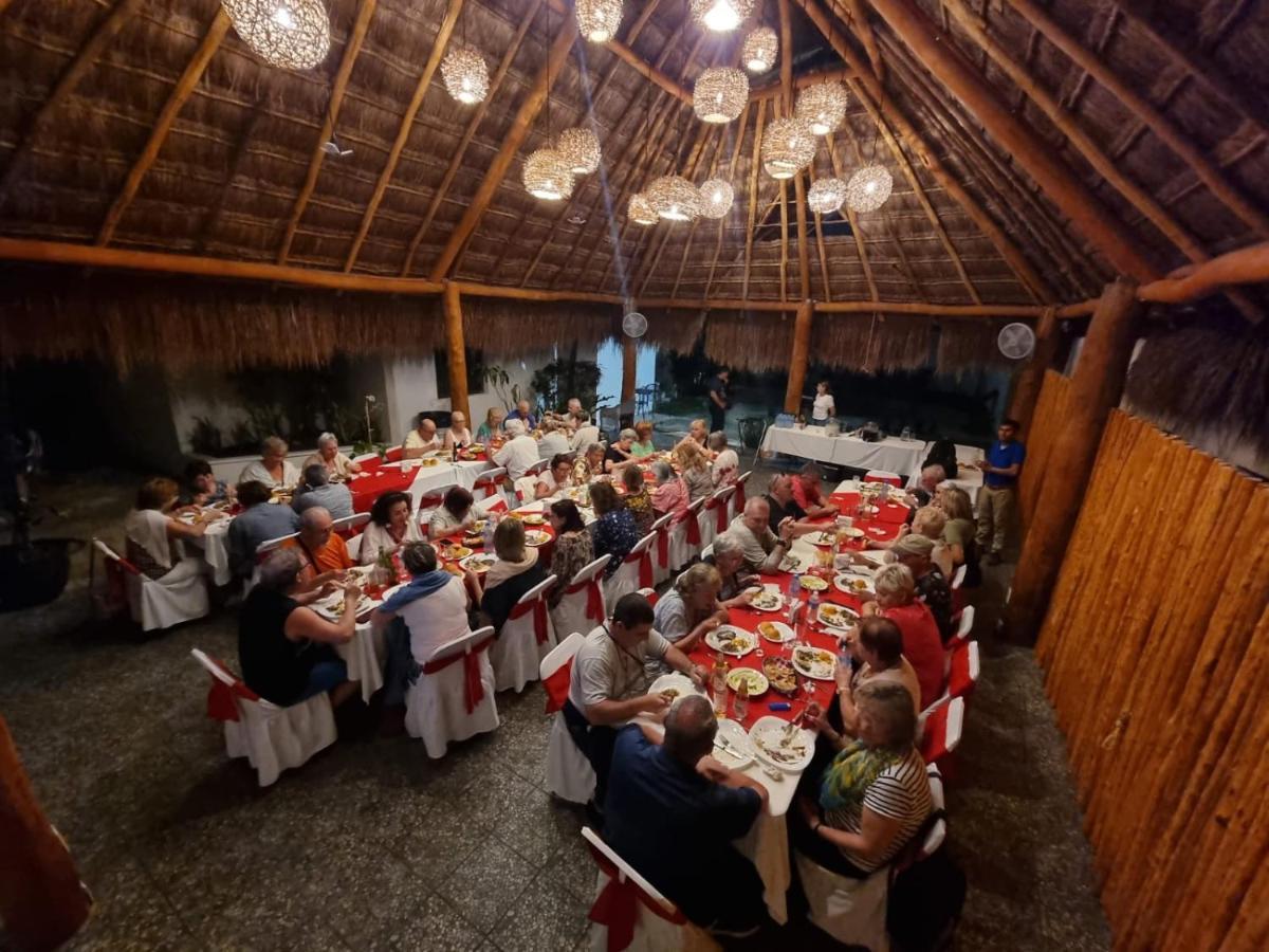 Hotel Casa Maran Xpujil Ngoại thất bức ảnh